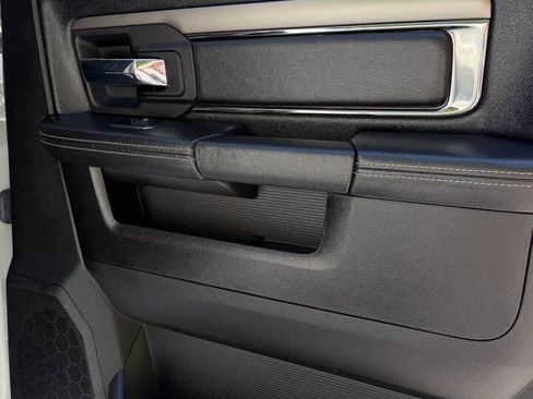 Used 2018 RAM 2500 Big Horn w/ Sport Appearance Group AWD/4WD image 23