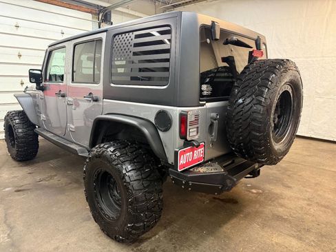 Used 2017 Jeep Wrangler Unlimited Sport w/ Quick Order Package 24S image 9