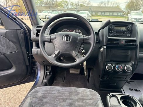 Used 2004 Honda CR-V LX image 24