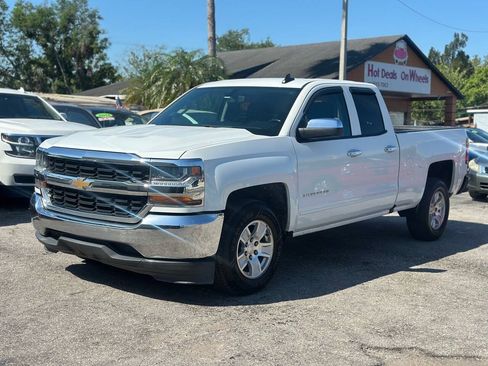 Used 2019 Chevrolet Silverado 1500 LT RWD image 2