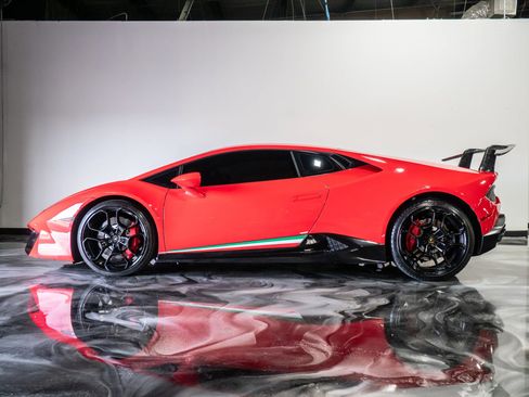 Used 2016 Lamborghini Huracan LP 580-2 image 13