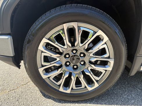 New 2026 GMC Sierra 1500 Denali Ultimate AWD/4WD image 12