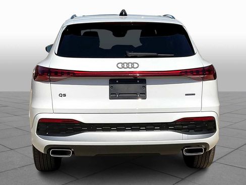 New 2025 Audi Q5 Premium w/ Convenience Package image 4