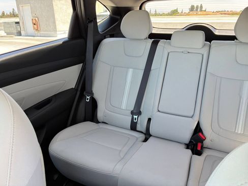 Used 2025 Hyundai Tucson SEL AWD/4WD image 40