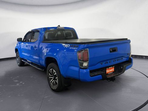 Used 2021 Toyota Tacoma TRD Sport AWD/4WD image 9