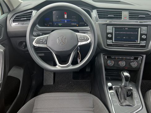 Used 2023 Volkswagen Tiguan S FWD image 12