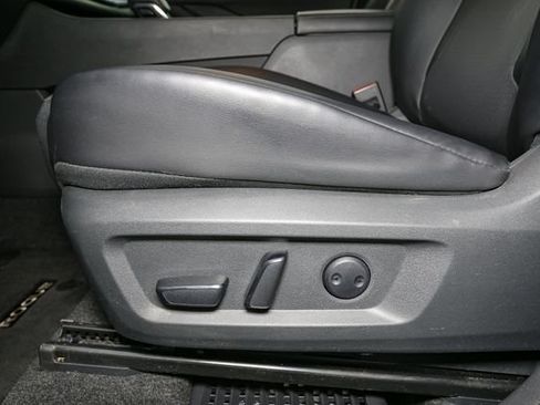 Used 2023 Nissan Rogue SV w/ SV Premium B Package AWD/4WD image 36