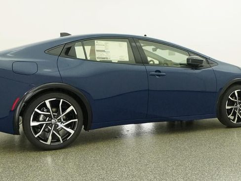 New 2026 Toyota Prius Plug-In Hybrid FWD image 26