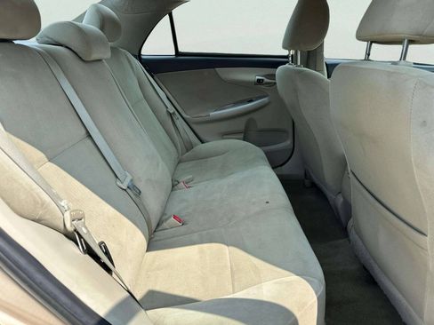 Used 2012 Toyota Corolla LE FWD image 15