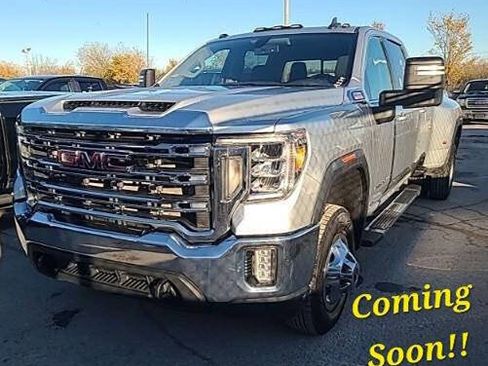 Used 2020 GMC Sierra 3500 SLE w/ SLE Value Package image 1