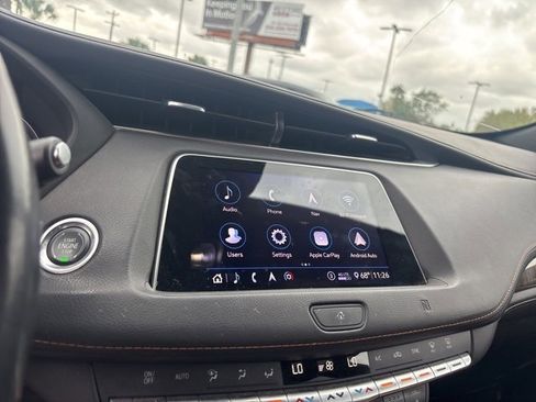 Used 2020 Cadillac XT4 Premium Luxury image 15