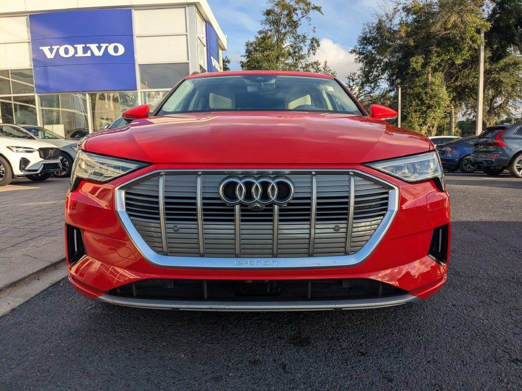 Used 2019 Audi e-tron Premium Plus AWD/4WD image 9