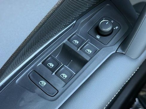 New 2026 Volkswagen Tiguan SE R-Line AWD/4WD image 15