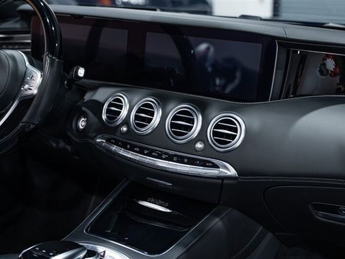 Used 2018 Mercedes-Benz S 560 Cabriolet w/ Sport Package image 60