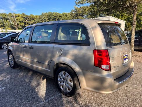 Used 2014 Dodge Grand Caravan American Value Package FWD image 8