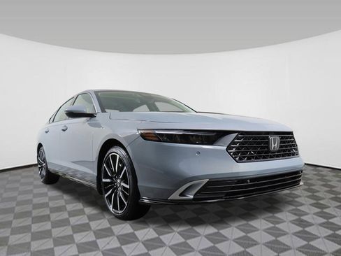 New 2026 Honda Accord Touring image 9