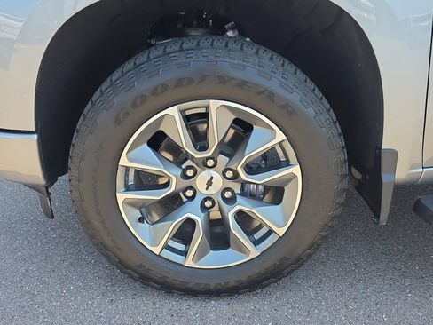 New 2026 Chevrolet Silverado 1500 RST w/ All Star Edition Plus AWD/4WD image 9