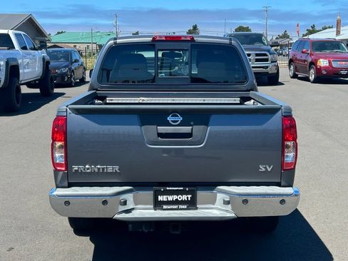 Used 2016 Nissan Frontier SV w/ SV Value Truck Package RWD image 6