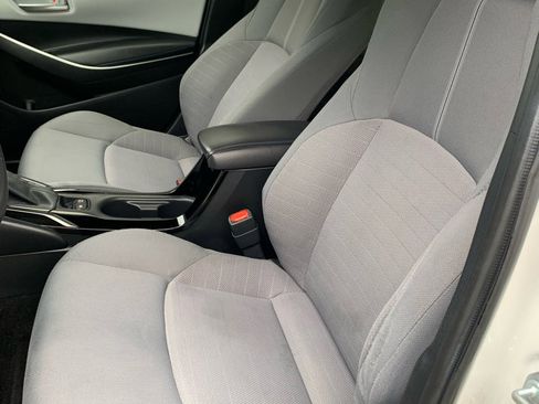 Used 2022 Toyota Corolla SE image 7