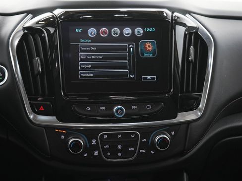 Used 2018 Chevrolet Traverse Premier w/ LPO, 'HIT The Road' Package AWD/4WD image 20