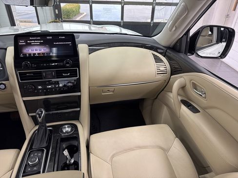 Used 2022 INFINITI QX80 Luxe w/ Cargo Package image 57