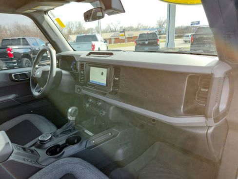 Used 2021 Ford Bronco 4-Door w/ Sasquatch Package image 21
