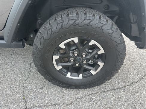 Used 2025 Jeep Wrangler Unlimited Rubicon 4xe w/ Safety Group image 9