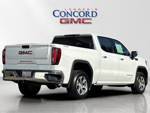 Used 2025 GMC Sierra 1500 SLT image 4