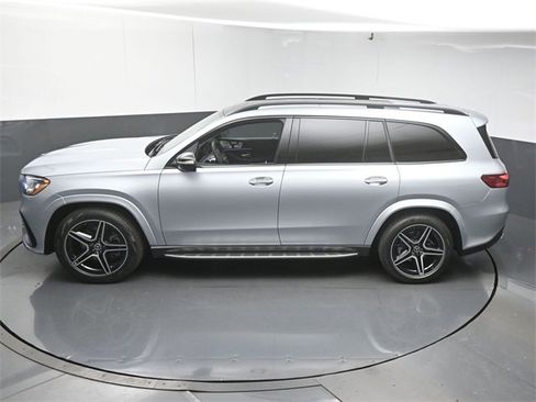 New 2026 Mercedes-Benz GLS 450 4MATIC image 47