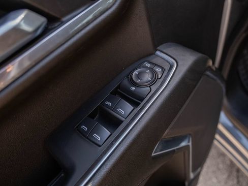 Used 2025 Chevrolet Silverado 1500 LT RWD image 12