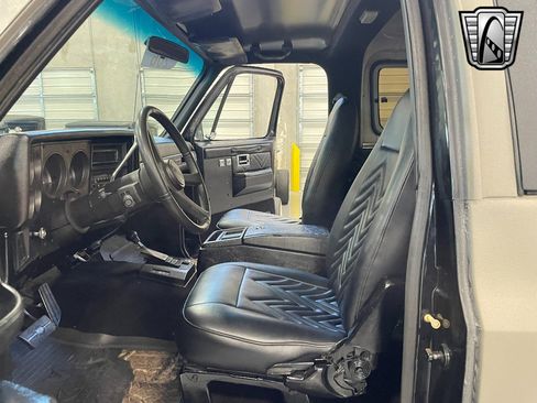 Used 1989 GMC Jimmy 4WD image 17