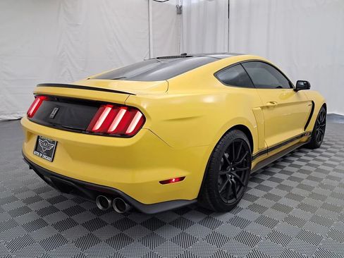 Used 2016 Ford Mustang Shelby GT350 w/ Technology Package RWD image 3