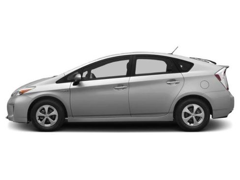 Used 2015 Toyota Prius Three w/ Solar Roof Package image 3