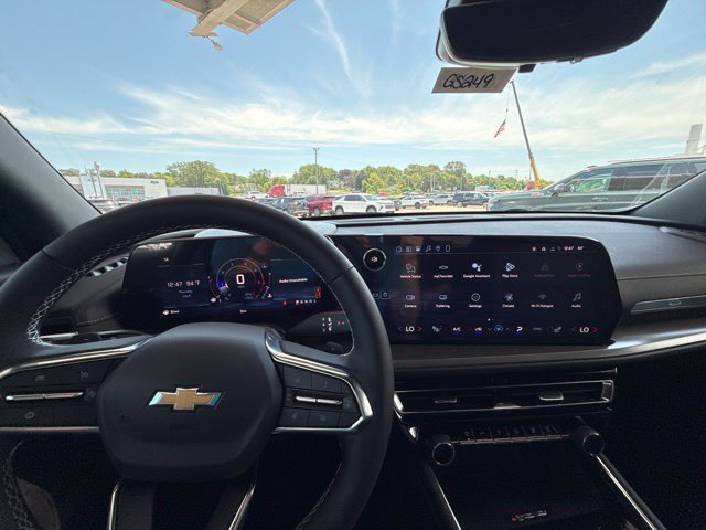 New 2026 Chevrolet Traverse LT w/ Driver Confidence Package FWD image 18