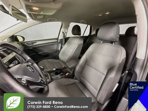 Used 2017 Volkswagen Golf S FWD image 22