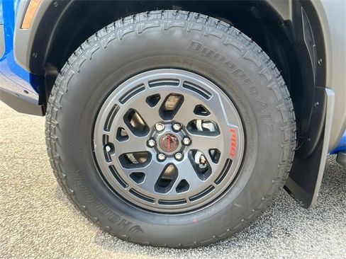 New 2025 Nissan Frontier PRO-4X image 12