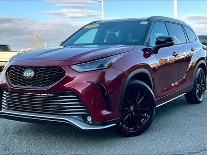 Used 2024 Toyota Highlander XSE