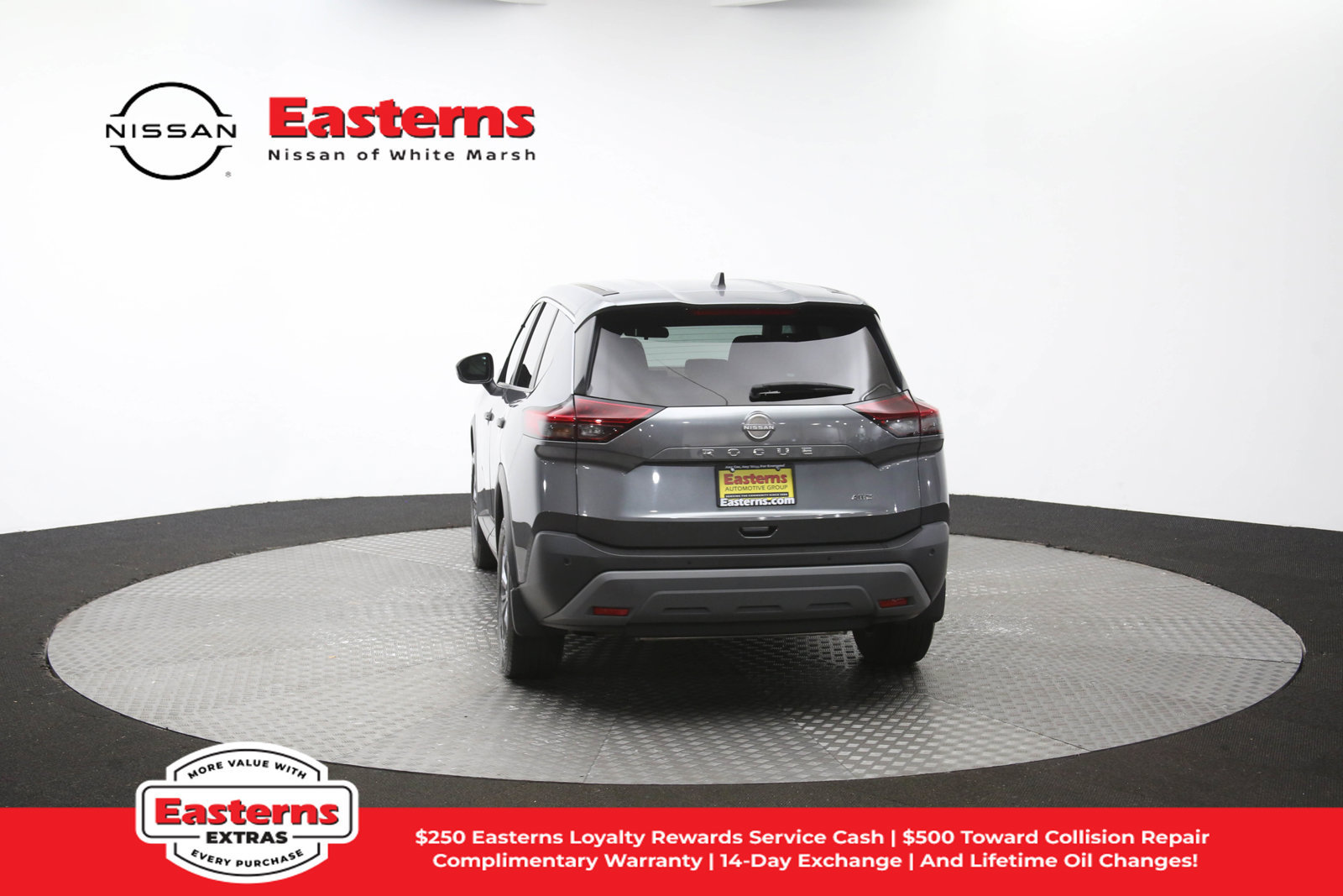 Used 2023 Nissan Rogue S AWD/4WD image 35