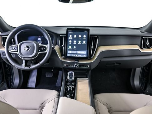 New 2026 Volvo XC60 T8 Plus w/ Protection Package Premier AWD/4WD image 17