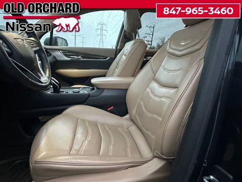 Used 2023 Cadillac XT6 Sport w/ Platinum Package image 8