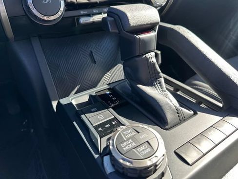 Certified 2026 Toyota Tacoma TRD Off-Road AWD/4WD image 29
