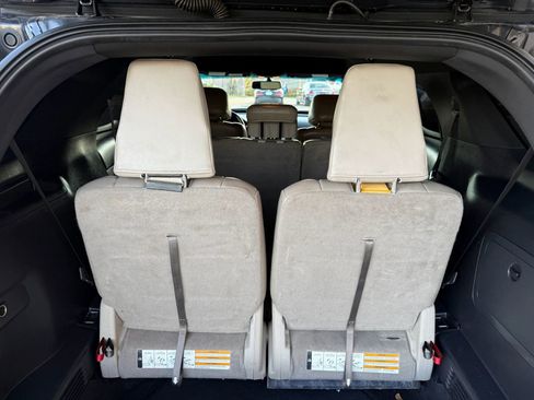 Used 2012 Ford Explorer XLT image 9