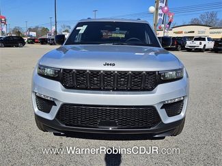 New 2025 Jeep Grand Cherokee Limited w/ Black Appearance Package video 2