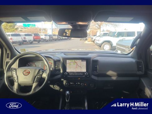 Used 2022 Nissan Frontier PRO-4X w/ Pro-4X Premium Package image 20