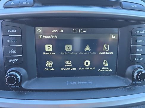 Used 2017 Kia Sorento LX w/ LX Convenience Package image 18