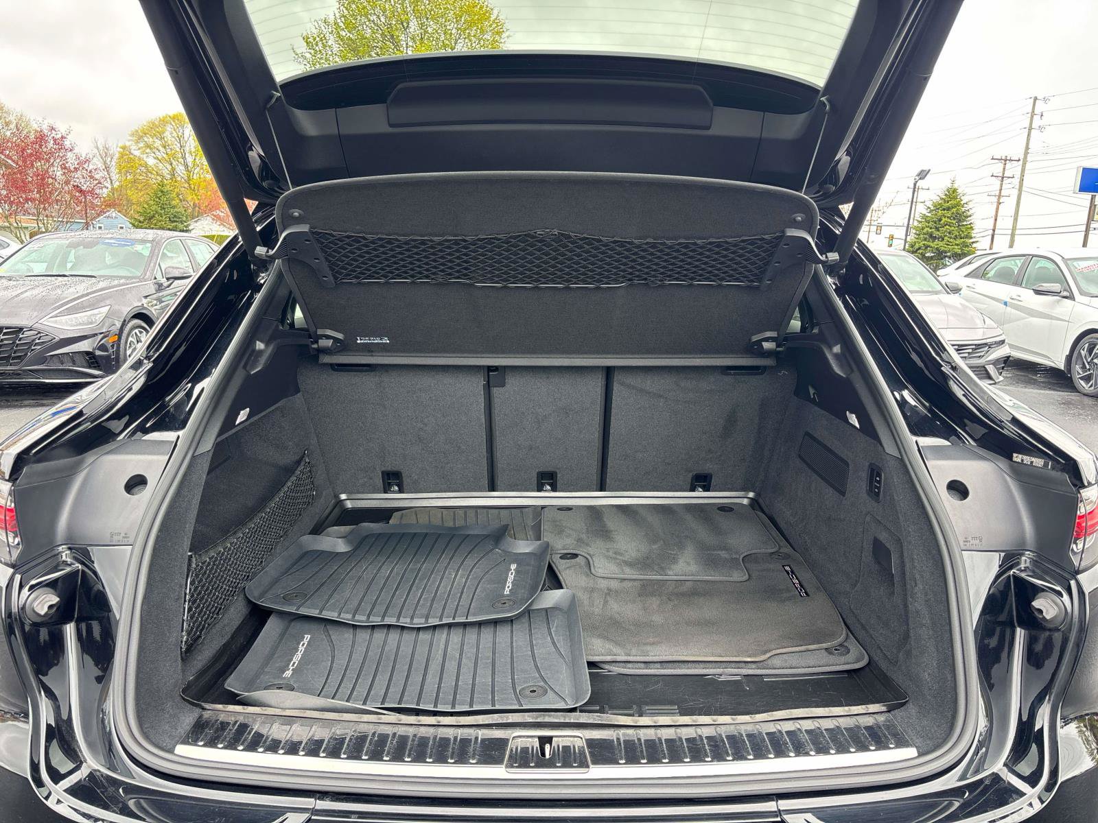 Used 2020 Porsche Cayenne Turbo AWD/4WD image 14