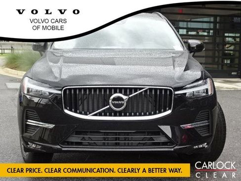 Used 2023 Volvo XC60 B5 Core w/ Climate Package image 3