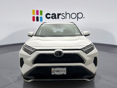 Used 2025 Toyota RAV4 SE w/ Weather & Moonroof Package AWD/4WD image 8