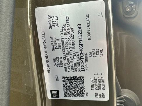 Used 2023 Chevrolet Colorado LT w/ LT Convenience Package II AWD/4WD image 21