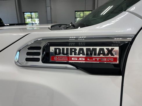 Used 2025 GMC Sierra 2500 Denali w/ Denali Reserve Package AWD/4WD image 28